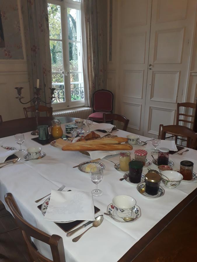 Chambres D'Hotes Chateau De La Puisaye 베르뇔 다브르 에 디통 외부 사진