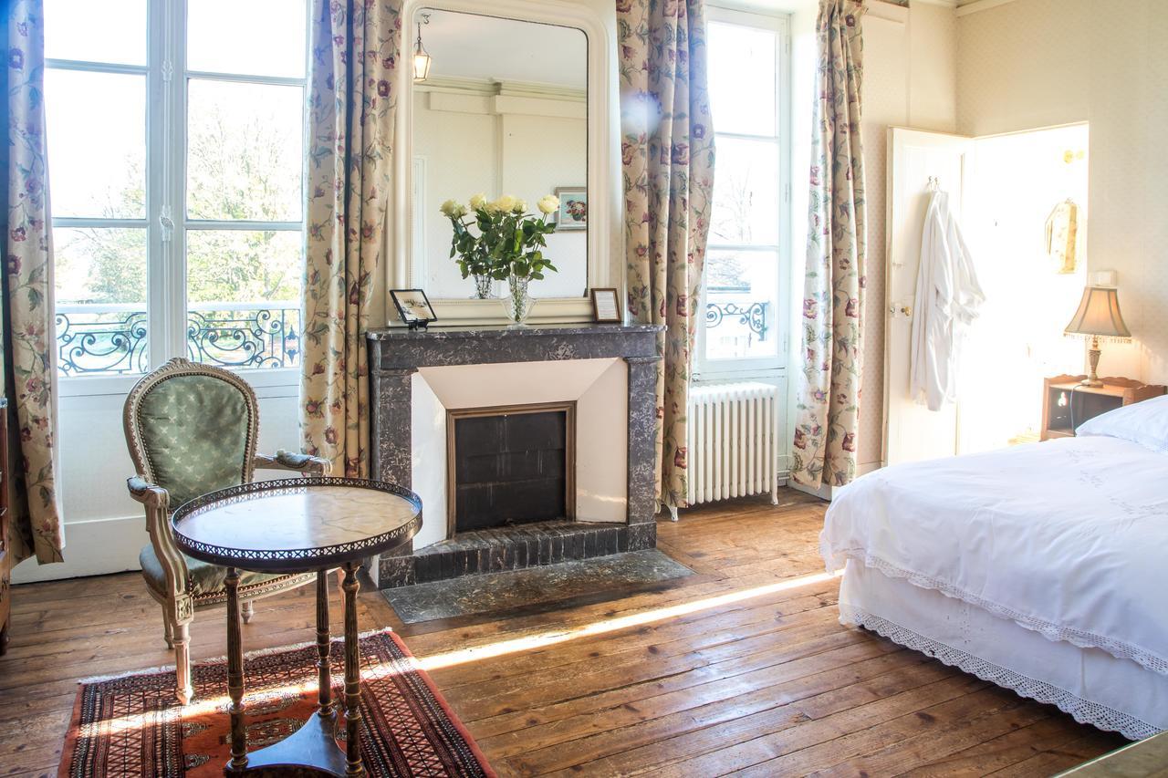 Chambres D'Hotes Chateau De La Puisaye 베르뇔 다브르 에 디통 외부 사진